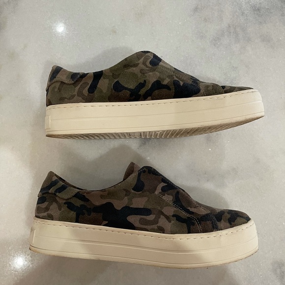 J Slide Netty Camo Slip On Sneakers - Picture 1 of 6